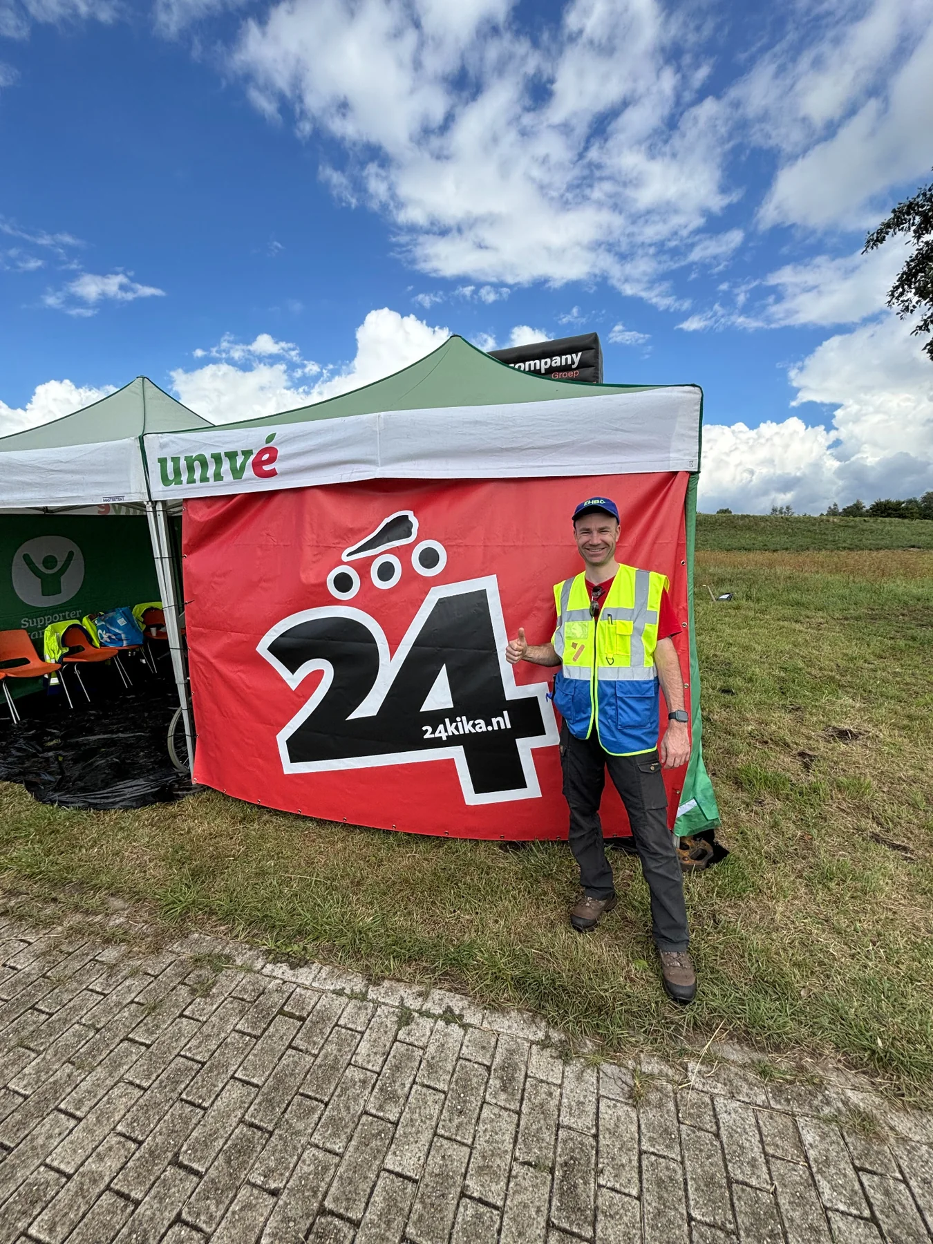 Wouter als vrijwilliger bij 24KiKa